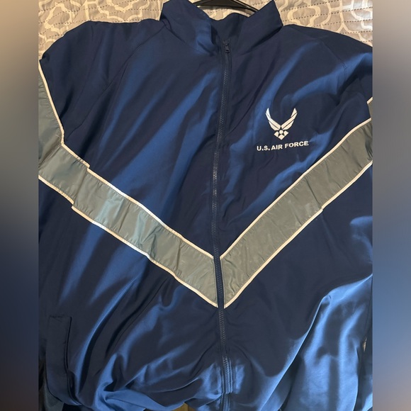 US Air Force Track Suit - Picture 2 of 3